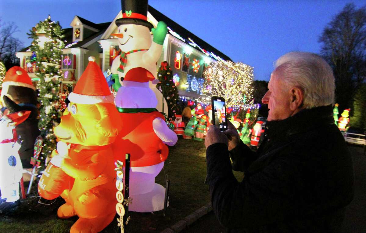 Sanford Lane house in Stamford all lit up again for Christmas