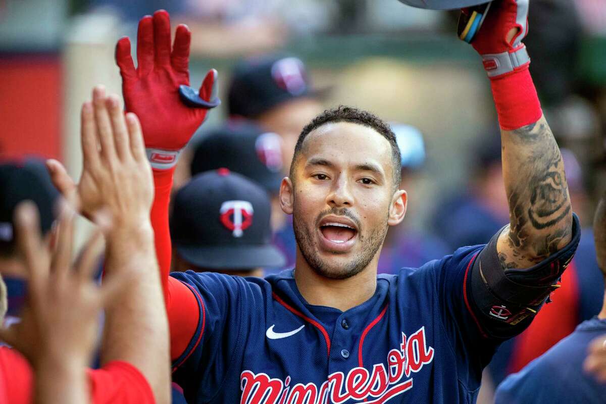 Carlos Correa Visits New York And Enjoys A Minnesota Twins Laugher