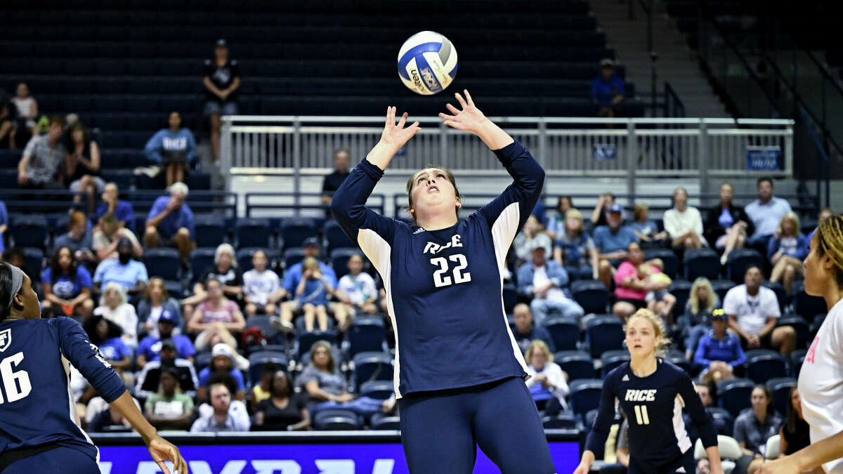 Rice senior Carly Graham sets a ball during a match between the Owls and Creighton on Sept. 18 at Tudor Fieldhouse in Houston.