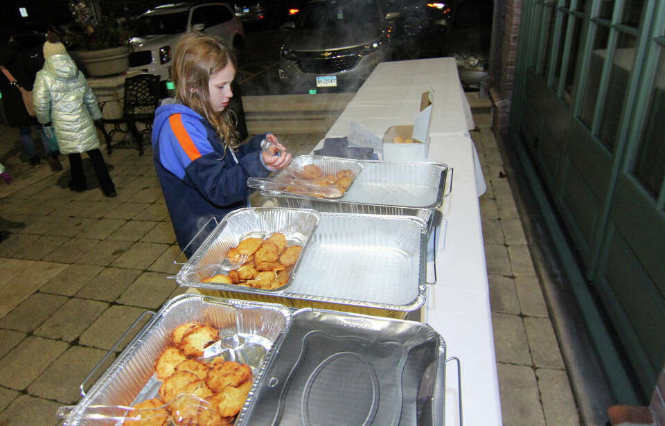 In photos Norwalk's Temple Shalom celebrates Hanukkah with Darien