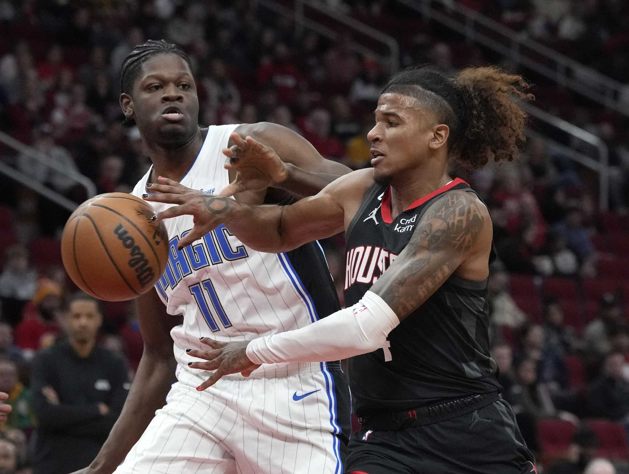 Houston Rockets: Team can't crack Magic's zone defense in loss