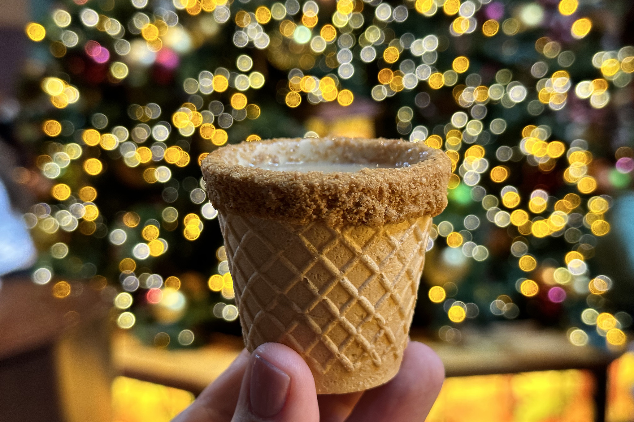 disneyland-charging-185-for-this-luxury-drink-served-in-a-cookie-cup