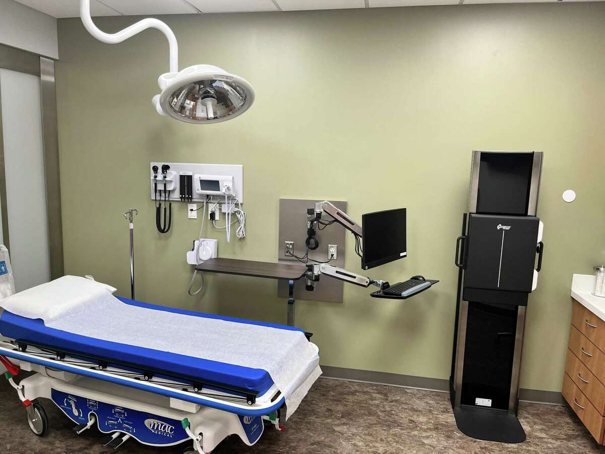 Memorial Hermann-GoHealth Urgent Care opened a new location in December 2022 in the Tanglewood neighborhood at 5885 San Felipe St. Shown here is an examination room.