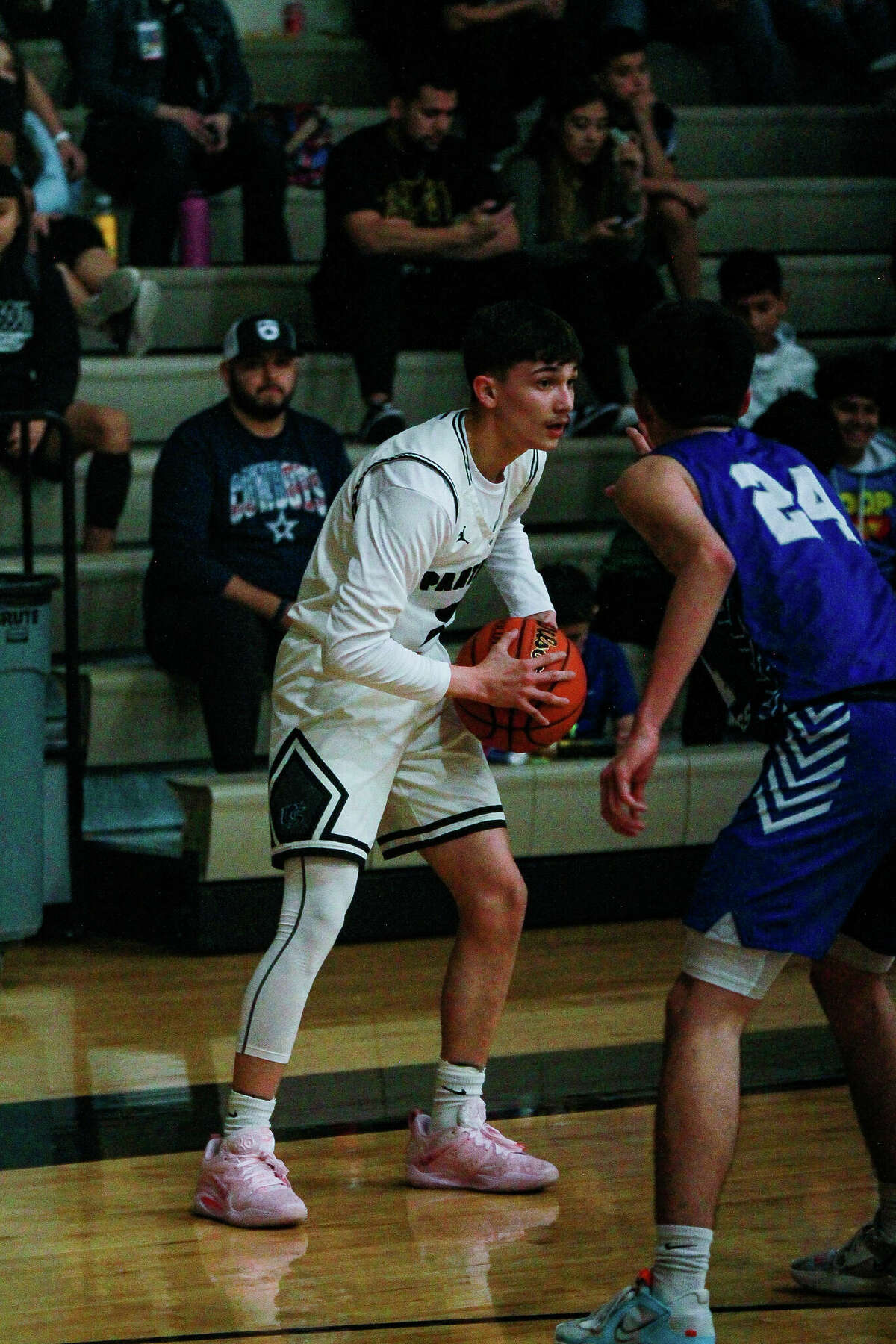Joey Tello scored 21 points in United South's win over Somerset on Thursday.