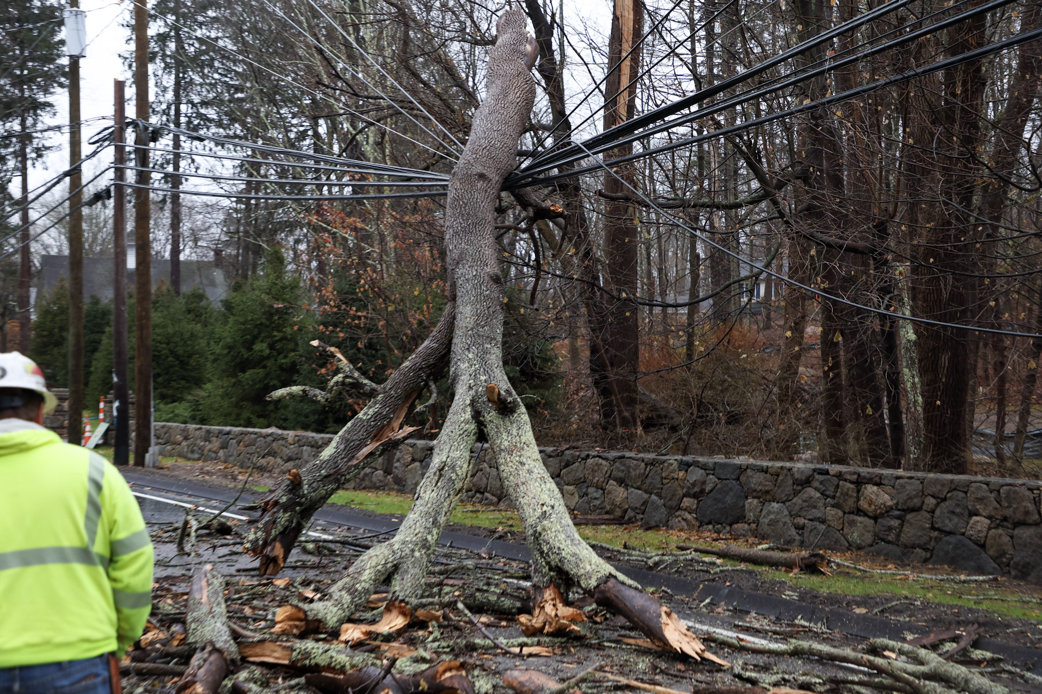 'Stay off the roads,' Wilton police warn due to icy conditions