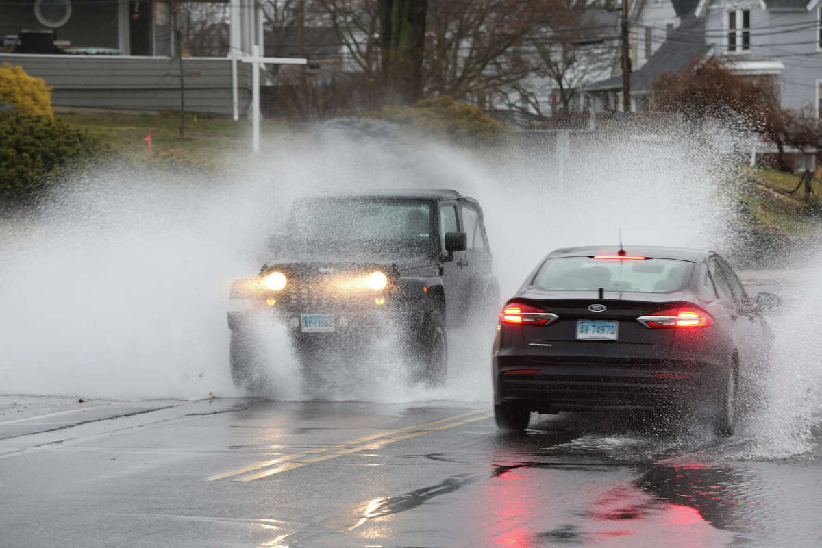 Flood h2o  emergence  Friday, Dec. 23 successful  Norwalk.