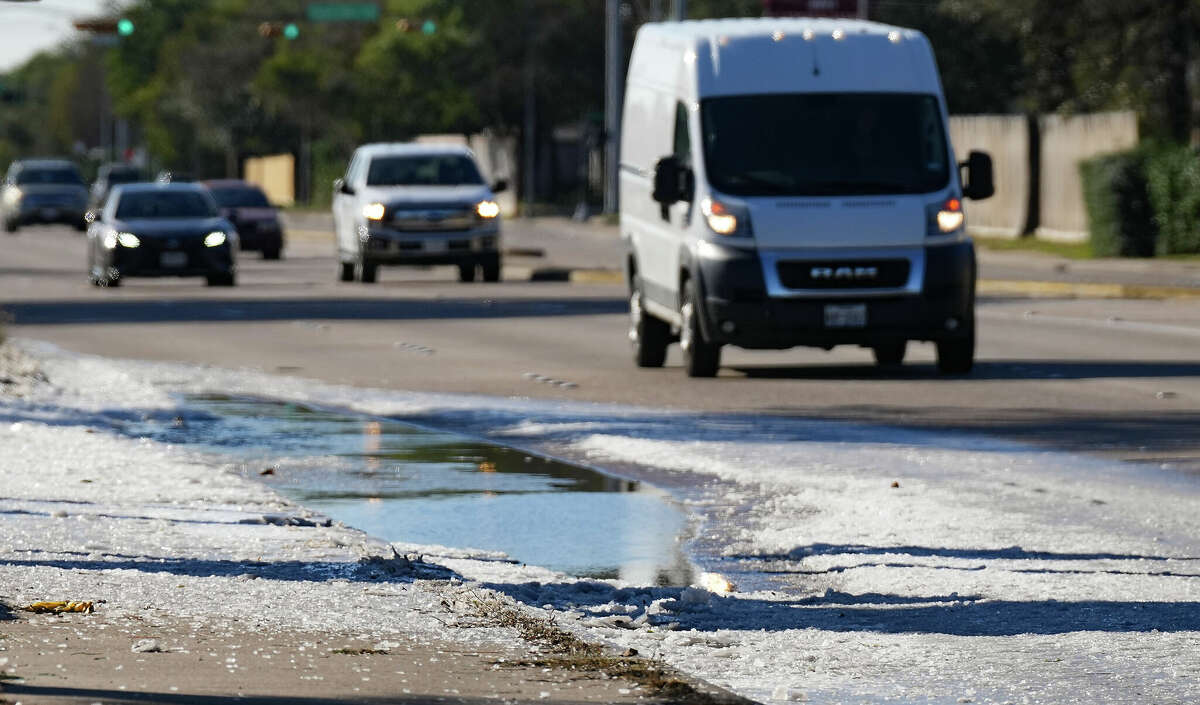 A puddle of h2o  and crystal  connected  North Shepherd stay  from a breached  h2o  main   arsenic  temperatures stay  beneath  freezing connected  Friday, Dec. 23, 2022 successful  Houston.