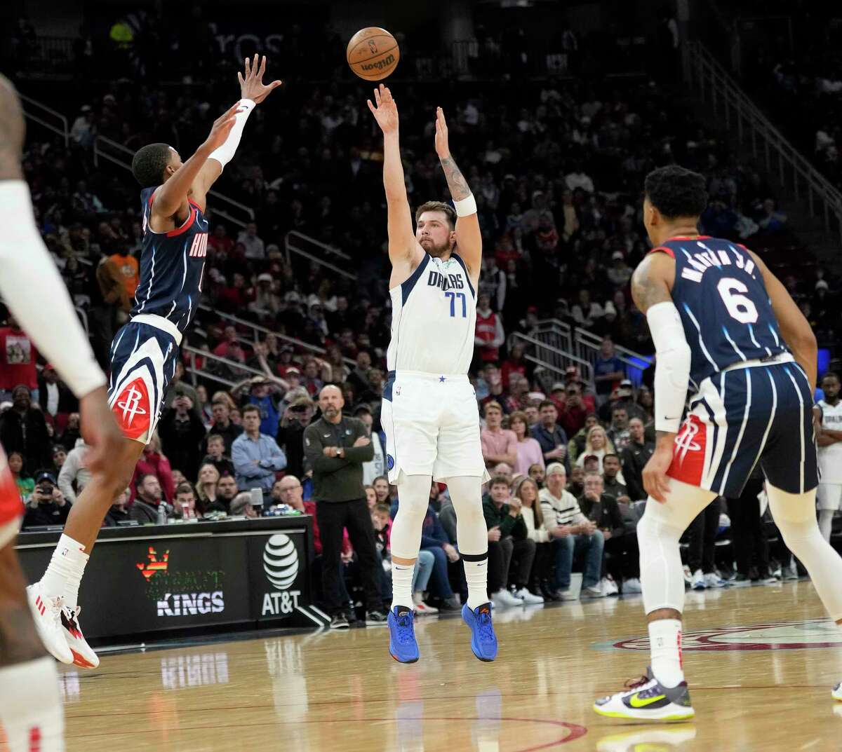 Luka Doncic finished with 50 points in last week's win against the Rockets. 