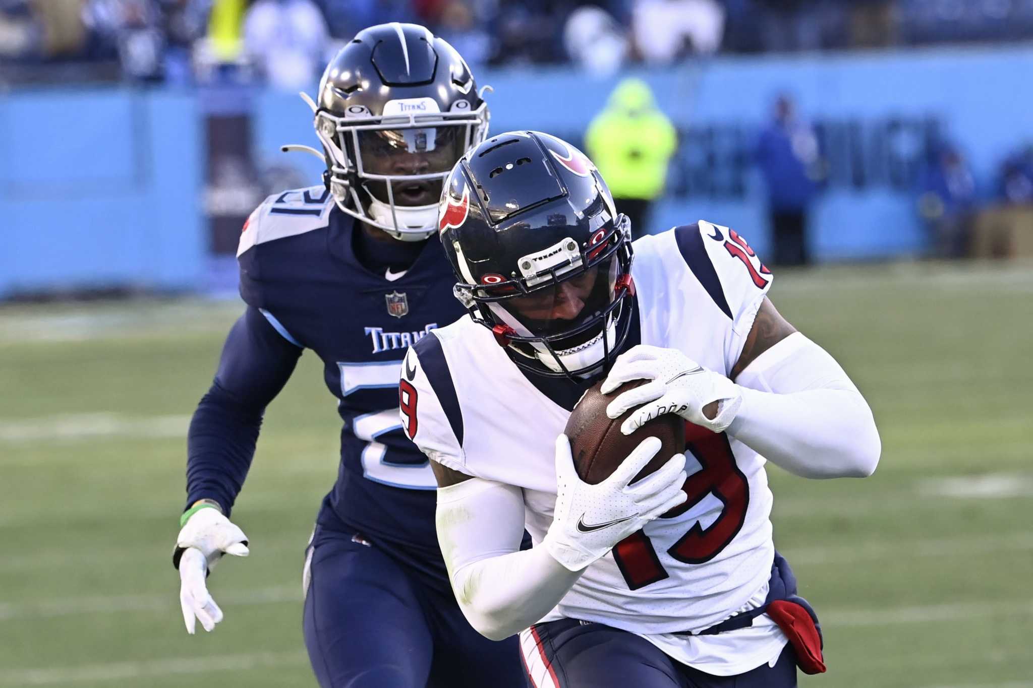 Arlington, Texas, USA. 11th Dec, 2022. Houston Texans wide receiver AMARI  RODGERS (19) during the NFL football game between the Houston Texans and  the Dallas Cowboys on December 11, 2022 at AT&T