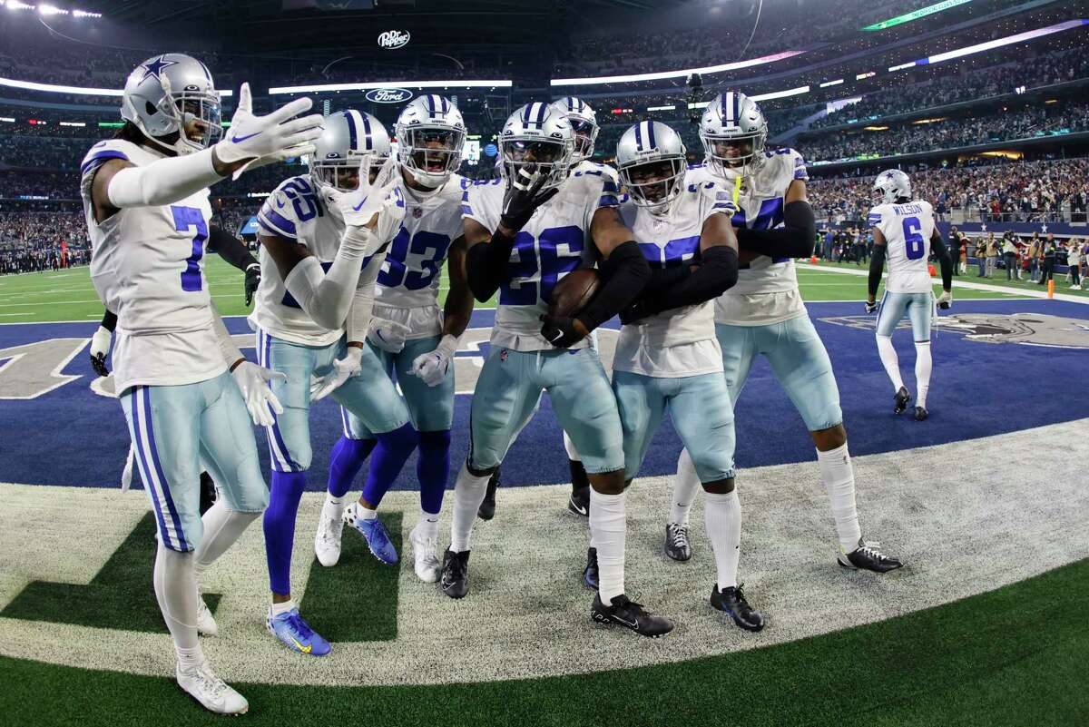 Fan reactions to the Dallas Cowboy's 40-34 win over Eagles