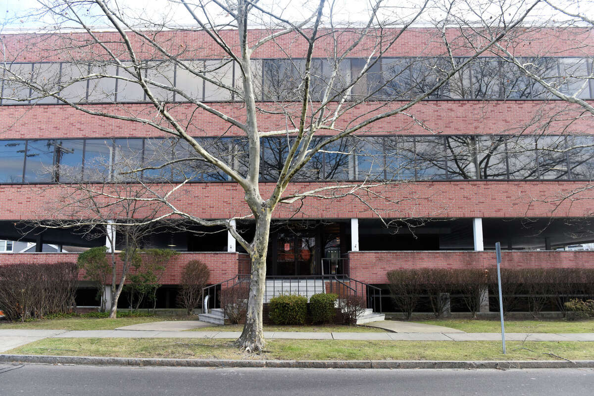 In Greenwich, Mason St. office building to be gutted, renovated