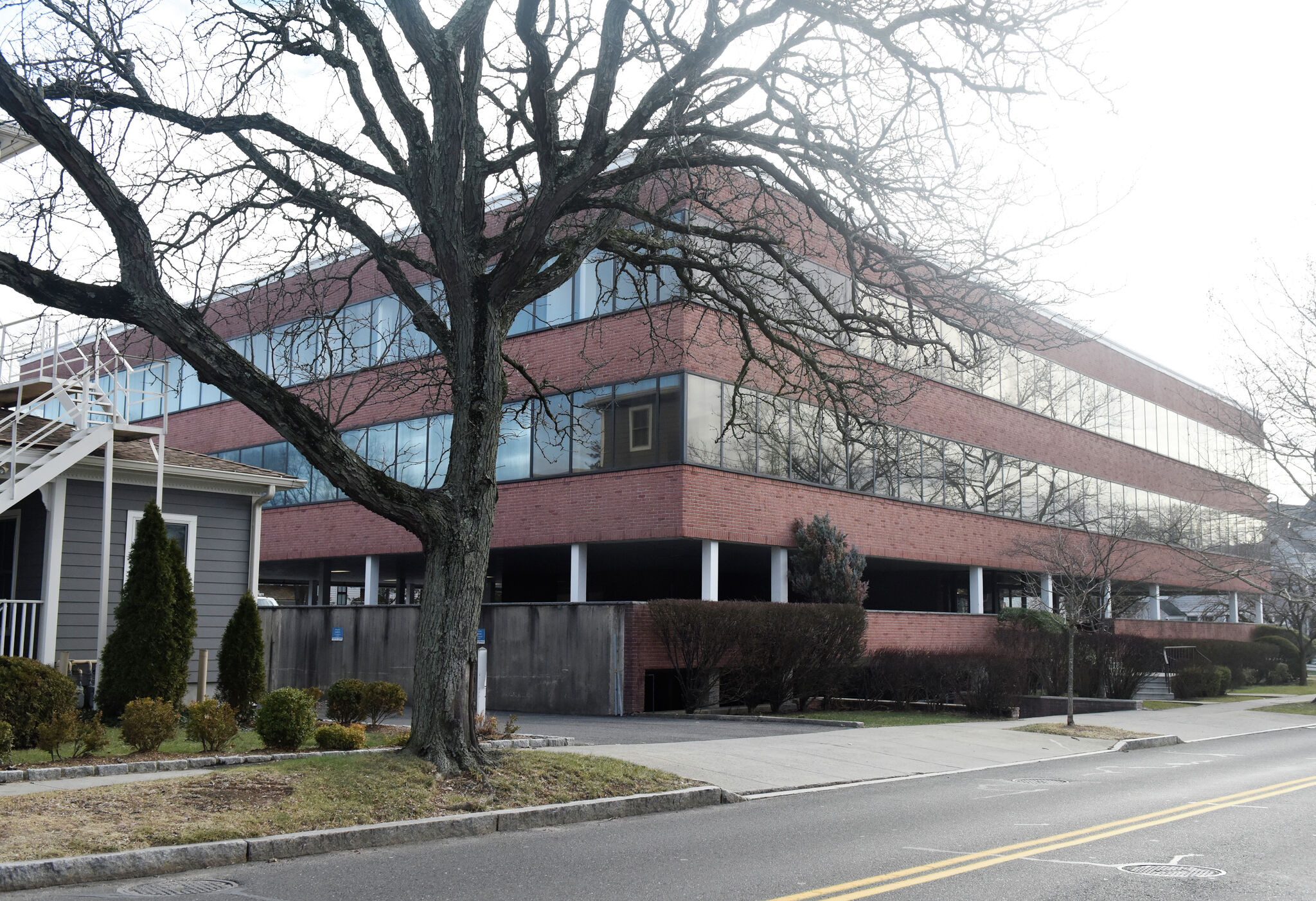 In Greenwich, Mason St. office building to be gutted, renovated