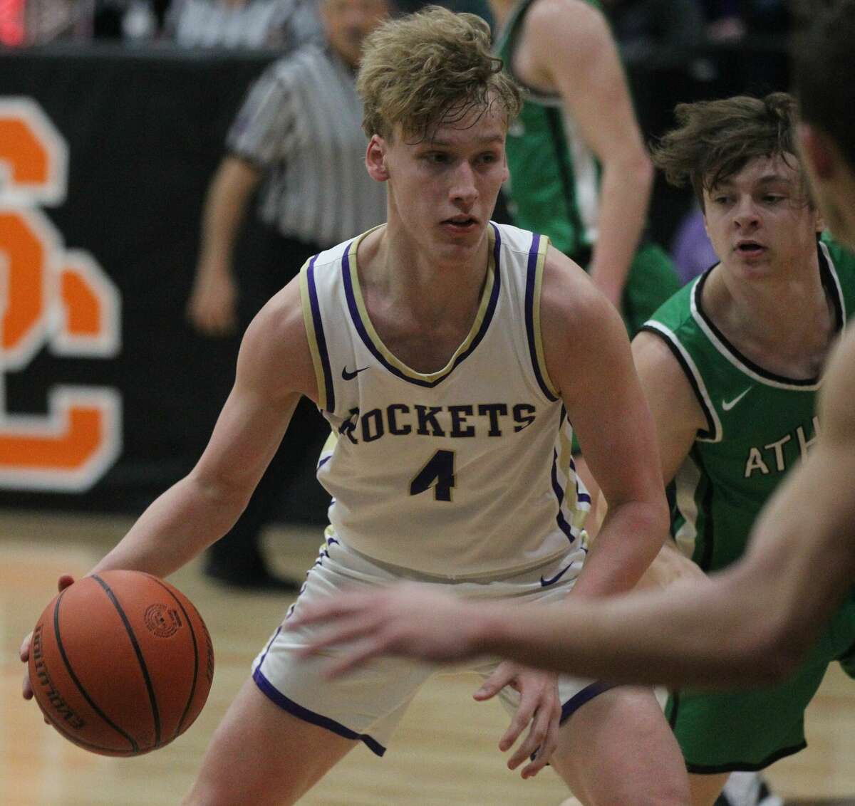Routt gets past Athens on first day of Waverly Holiday Tournament
