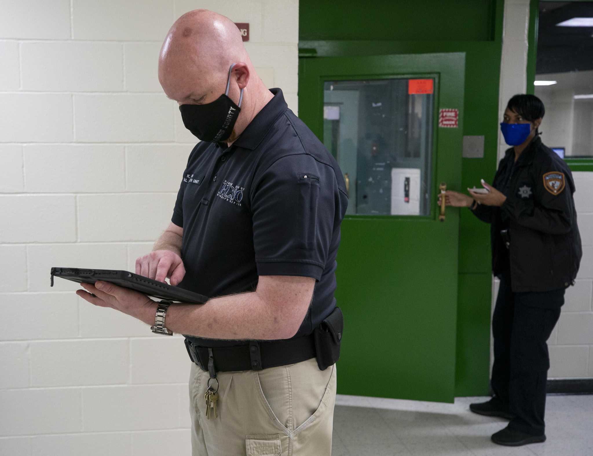 Letters, Dec. 28: Tablets for inmates a poor decision