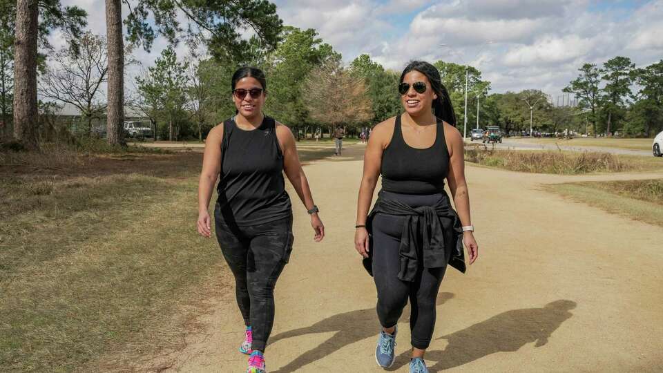 Story photo for Twins' weight loss journey has one ready for the half marathon.