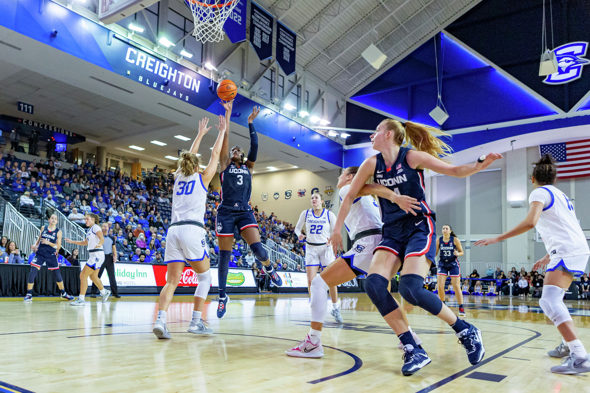 UConn women's basketball team rolls past Villanova for Big East