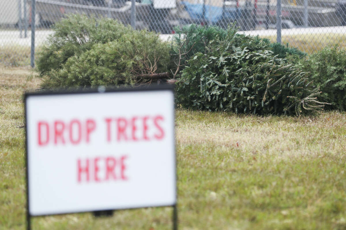 Christmas tree recycling drop off sites in Houston