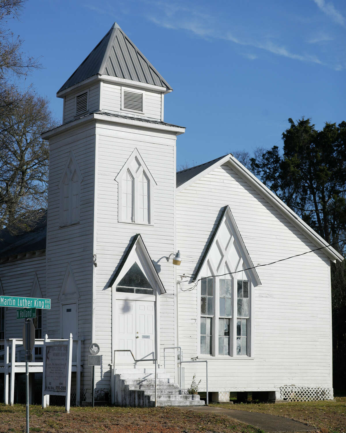 Volunteers, church members work to preserve 123-year-old Willis church ...