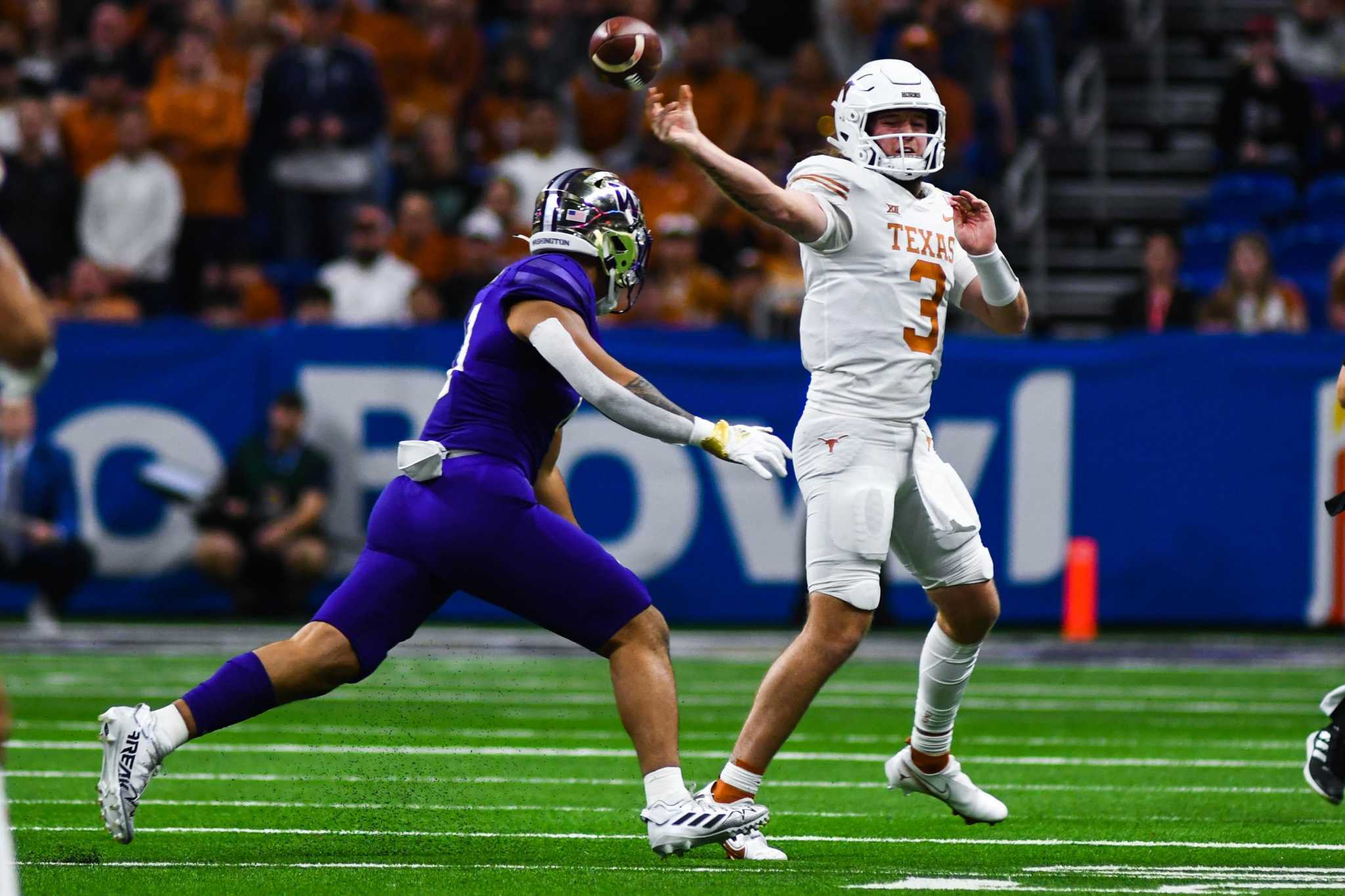 No. 12 UW Beats No. 20 Texas 27-20 To Win Alamo Bowl - University