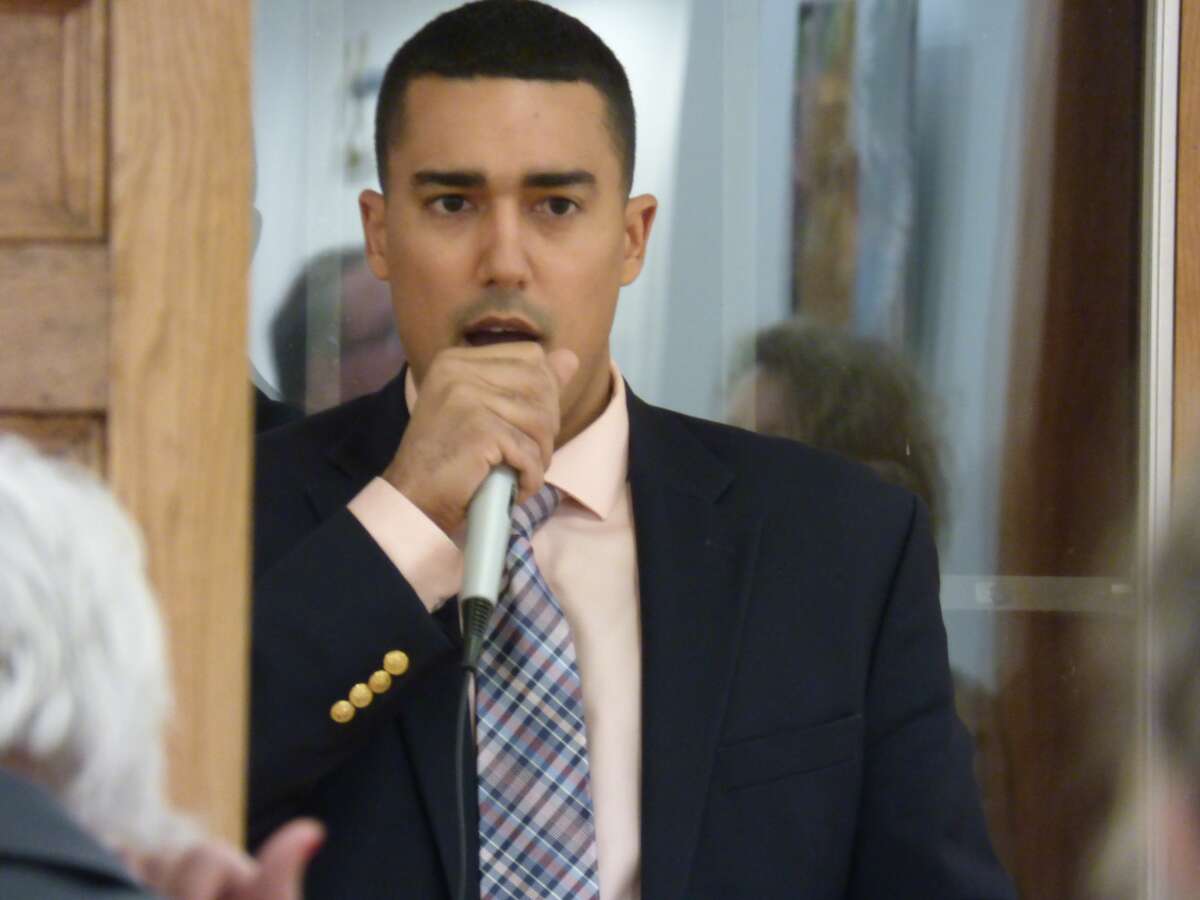 Ramsdell executive director stepping down