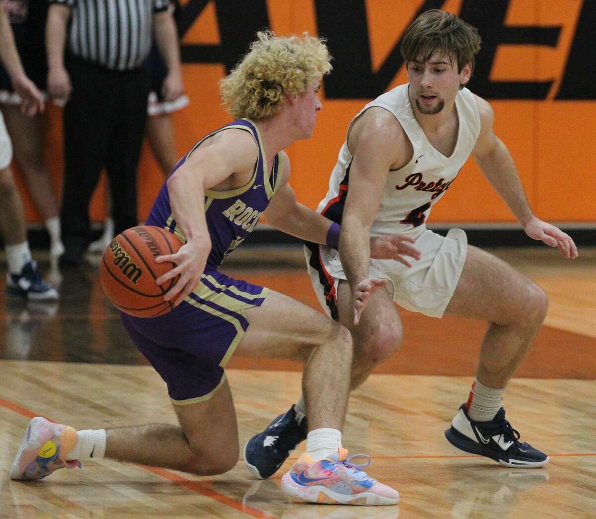 Routt takes Waverly Holiday Tournament title