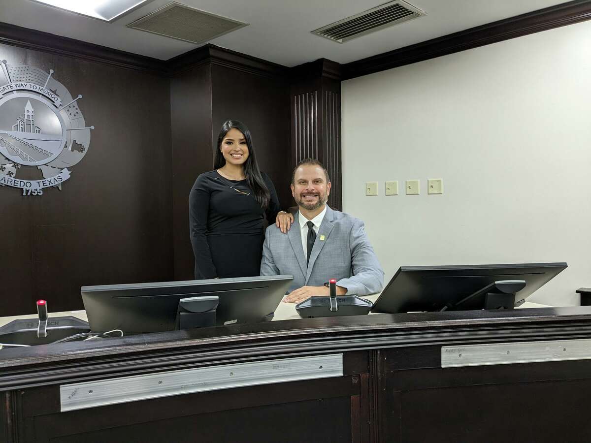 Gilbert Gonzalez, sitting alongside his wife, was just sworn into office as the new City of Laredo council member for District I by his brother Webb County Commissioner for Precinct 1 Jesse Gonalez. In