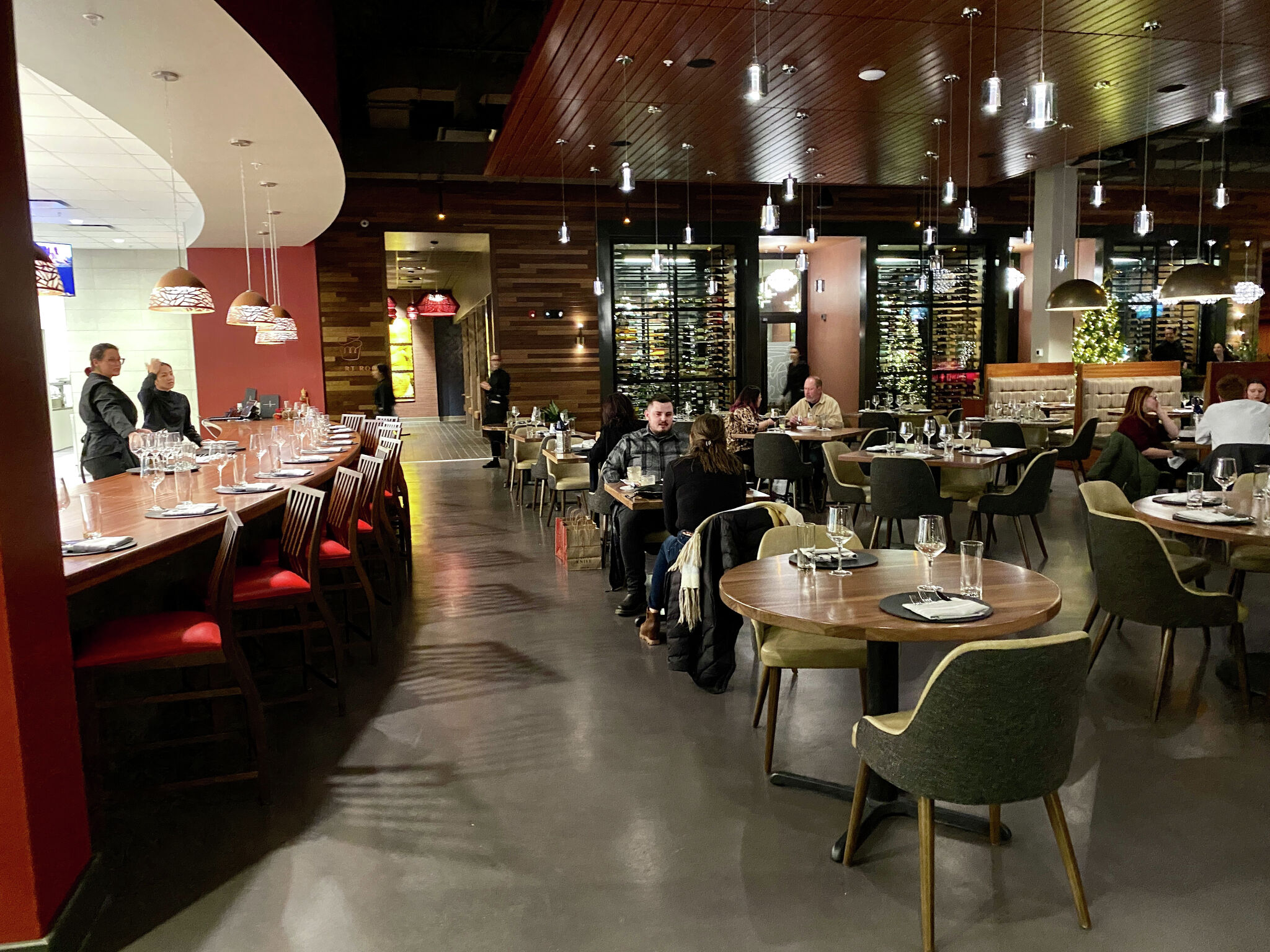 Review Scarlet Knife in Latham classy, pricey, worthwhile option