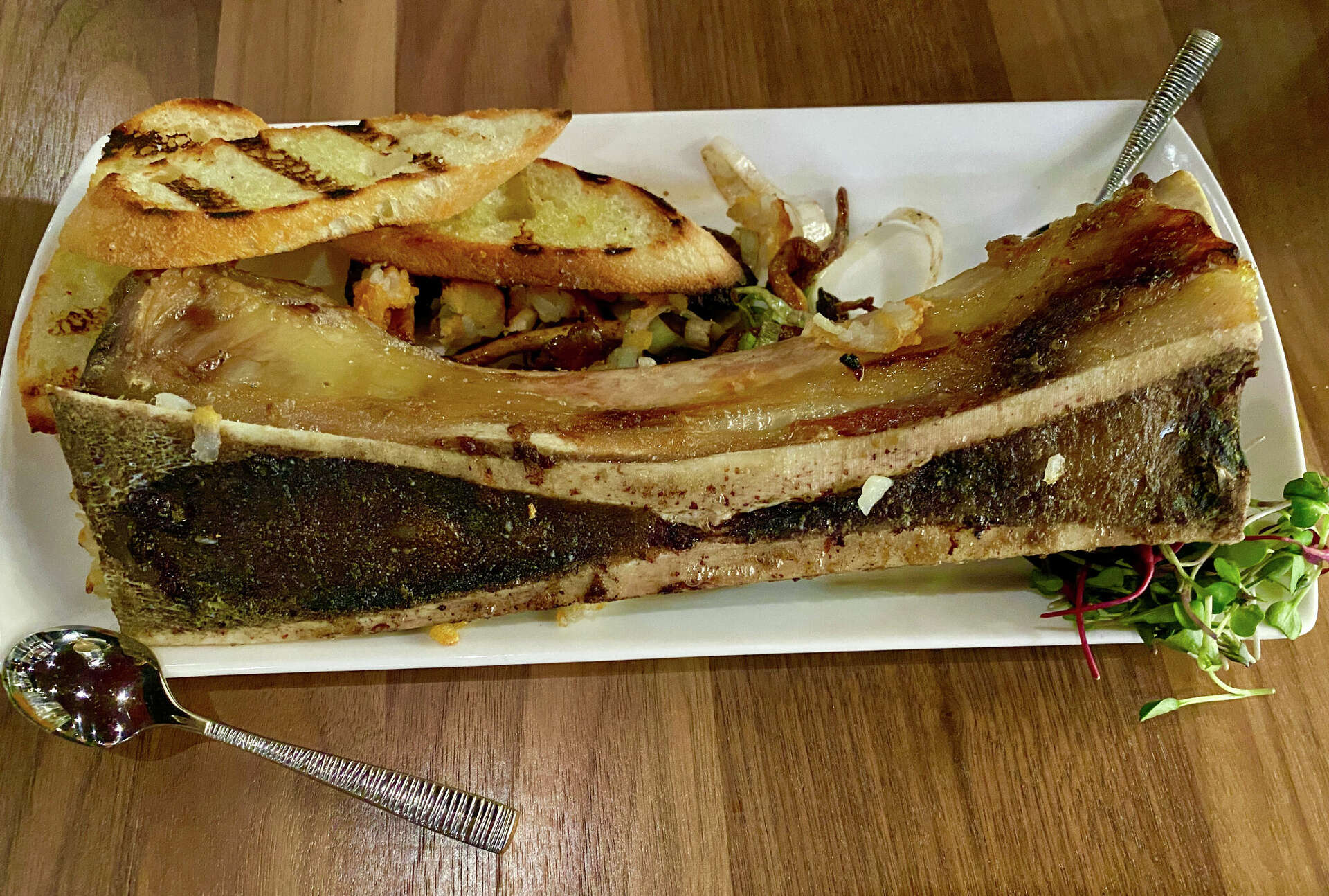 Review Scarlet Knife in Latham classy, pricey, worthwhile option