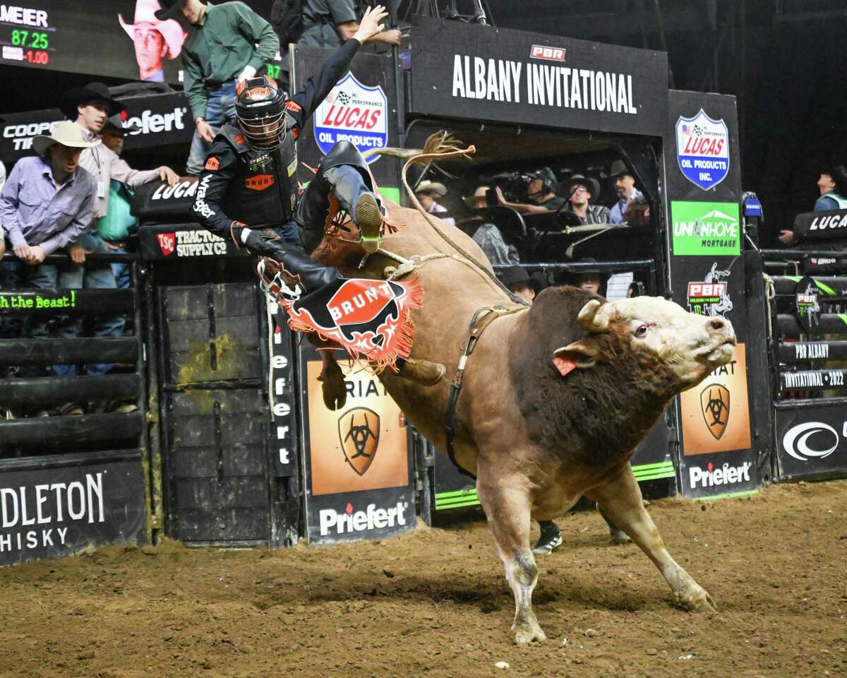 Bull riders finish their stay in Albany