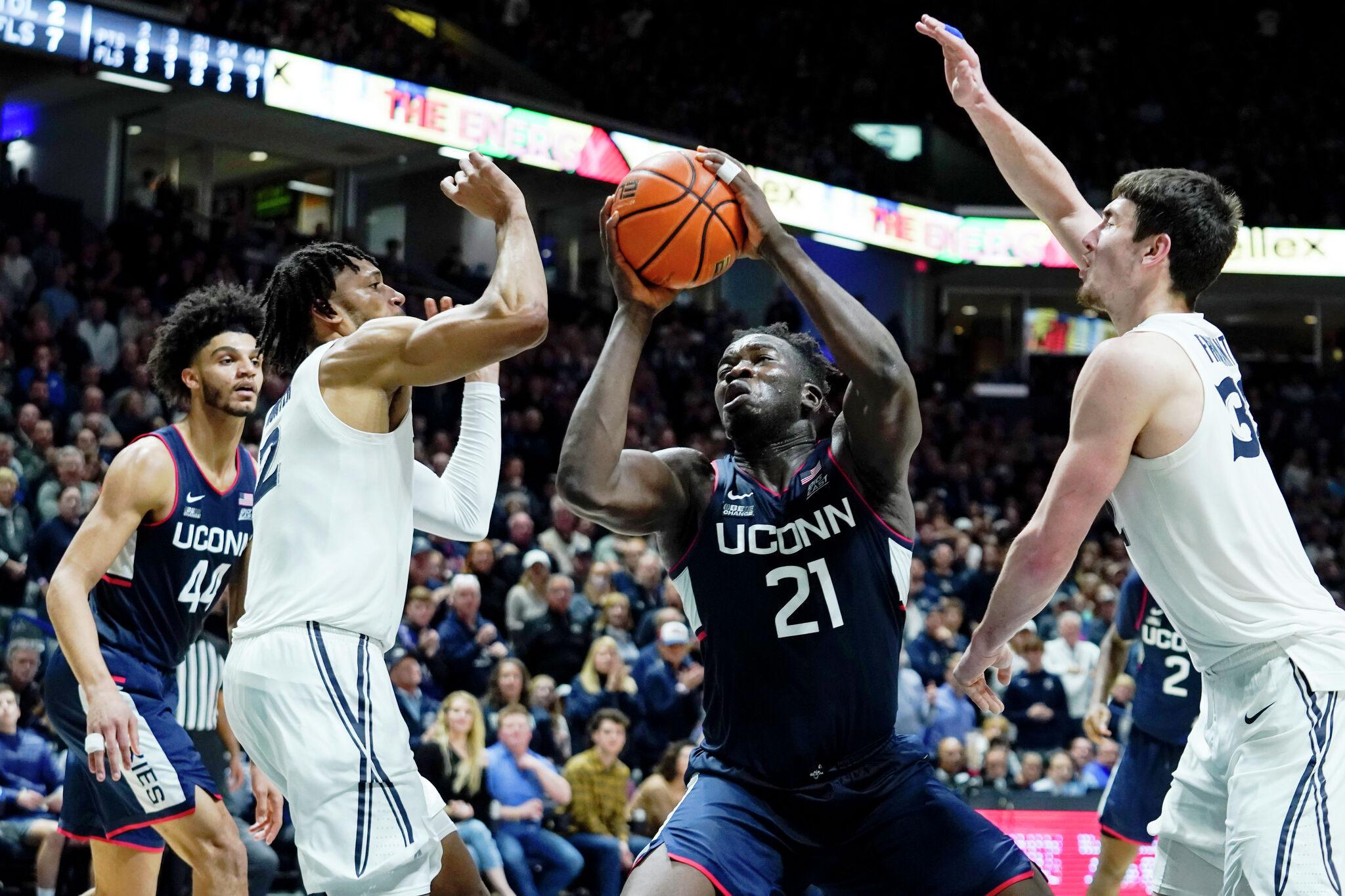 UConn men's basketball looking to bounce back at Providence.