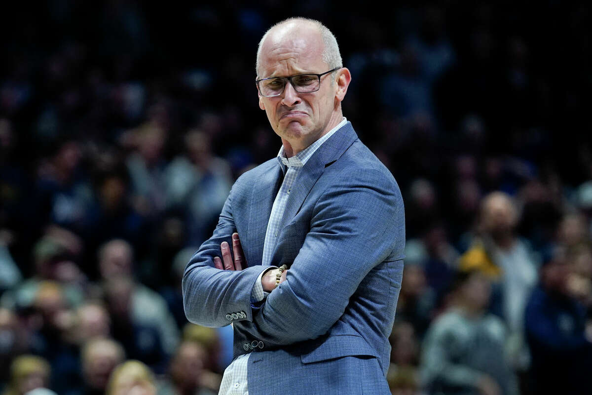 Connecticut head coach Dan Hurley reacts to a foul during the second half of an NCAA college basketball game against Xavier, Saturday, Dec. 31, 2022, in Cincinnati. (AP Photo/Jeff Dean)
