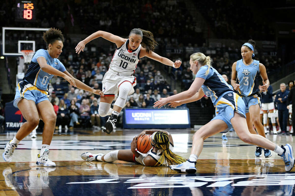 No. 8 UConn women's basketball defeats Marquette