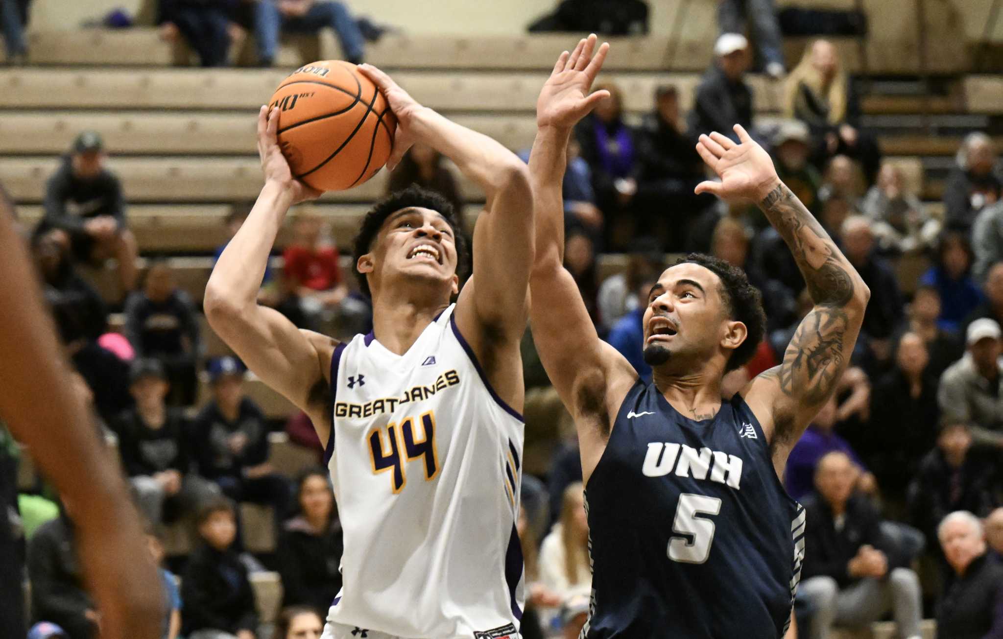 UAlbany Men's Basketball Loses To UNH To Open America East