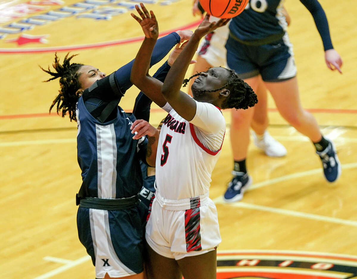 Senior forward Ajulu Thatha was recently named the OVC Player of the Week.