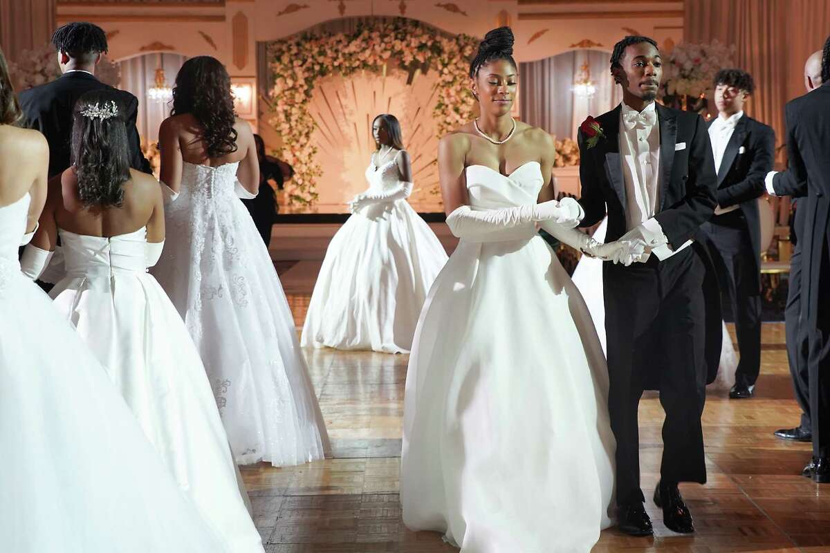 Houston debutantes enter modern society the Gen Z way