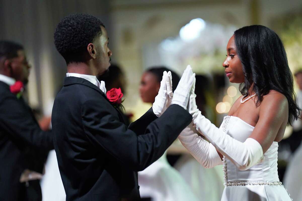 Houston debutantes enter modern society the Gen Z way