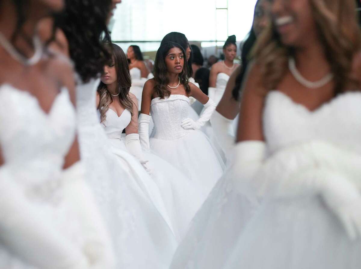 Houston debutantes enter modern society the Gen Z way