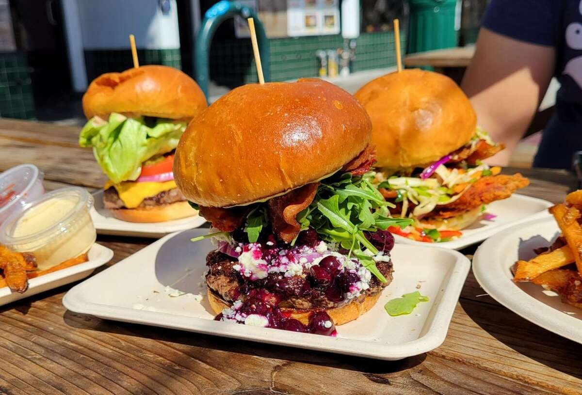 The 15 prime spots to eat and drink in Alameda Flame Burger