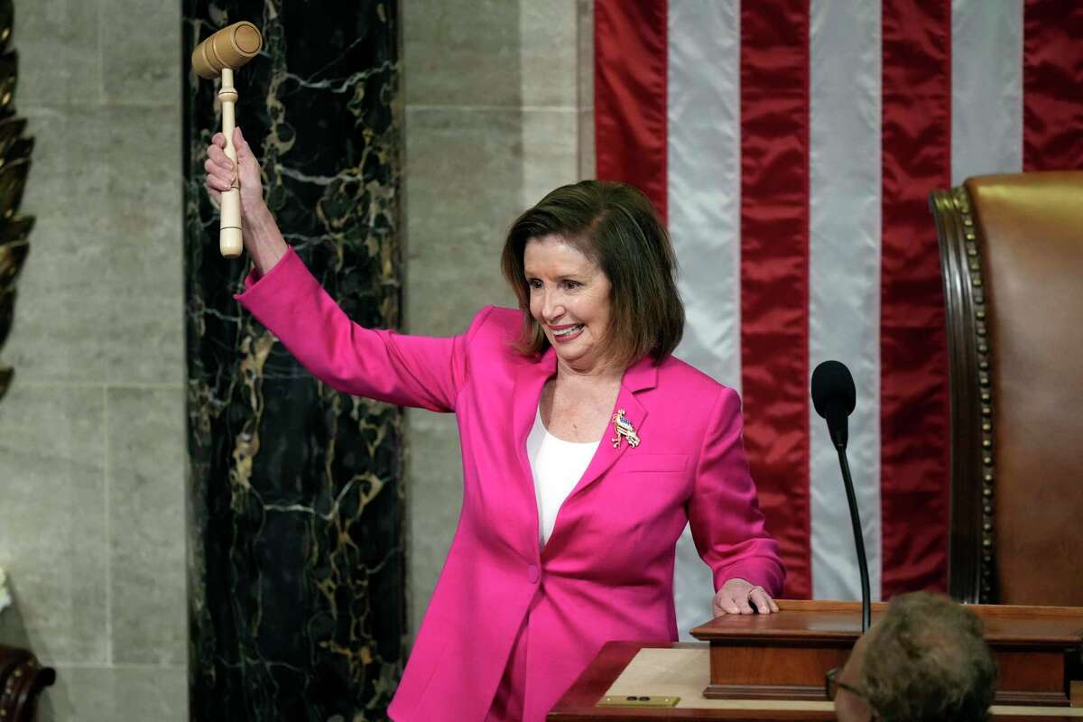 即将离任的众议院议长南希·佩洛西(Nancy Pelosi)将于2023年1月3日主持众议院会议。