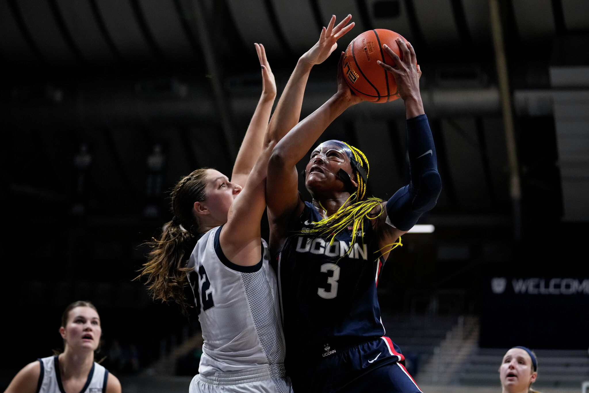 UConn women's basketball cruises past Butler