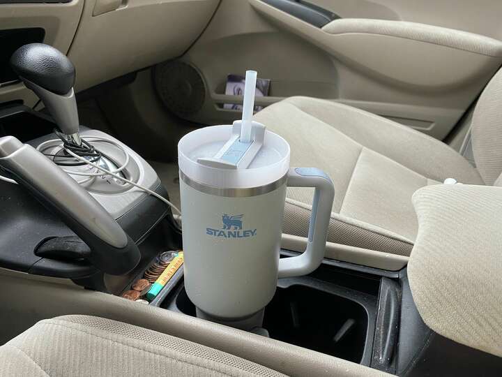 Stanley Quencher review: Is the 40 oz. tumbler worth the hype?