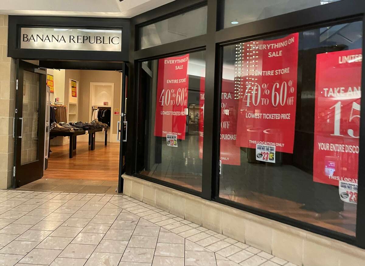 Stamford and Trumbull Lord + Taylor stores to close in early 2021