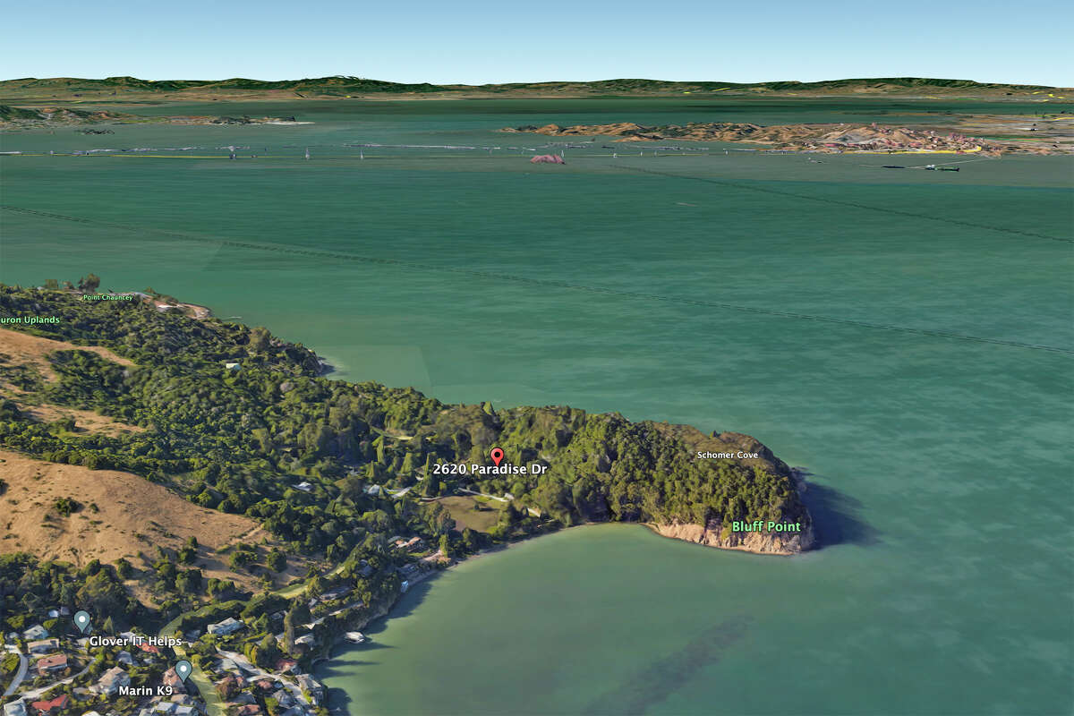 Aerial view rendering of 2800 Paradise Drive in Tiburon CA.