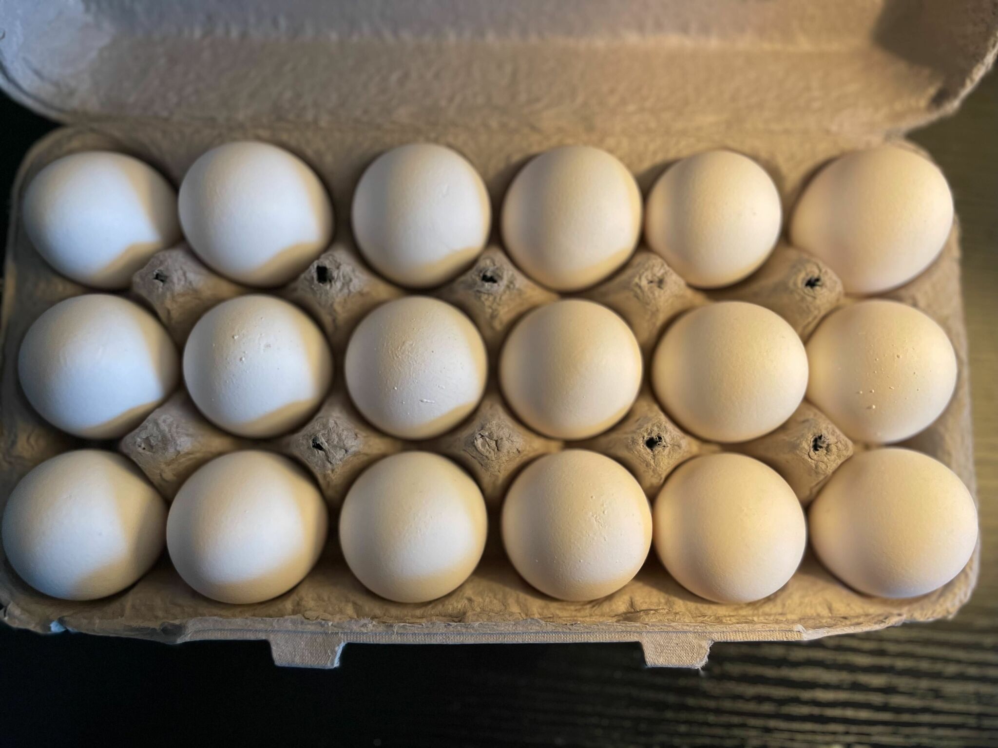 Large Eggs, Bulk Dozen, 15 Dozen Case