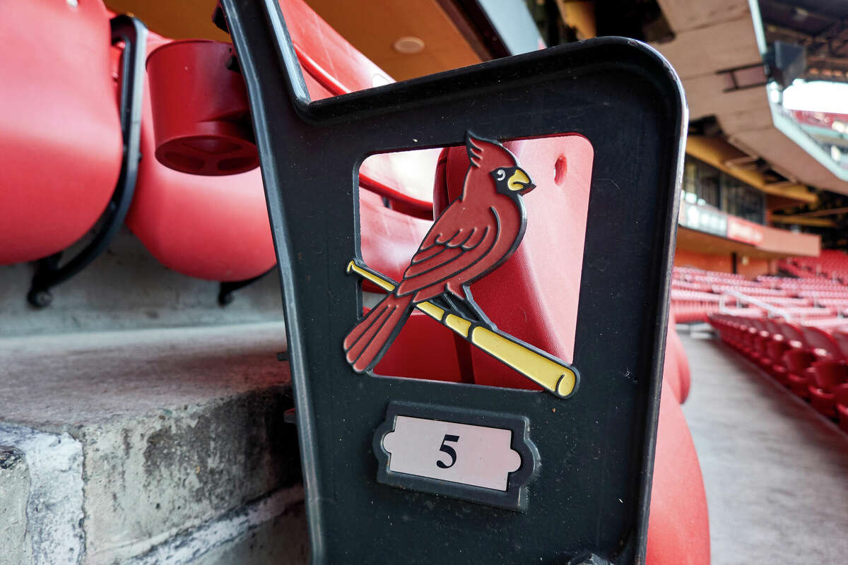 The Cardinals Caravan will be visiting Hannibal, Missouri, on Jan. 14 to allow fans to meet players and mascot Fredbird.