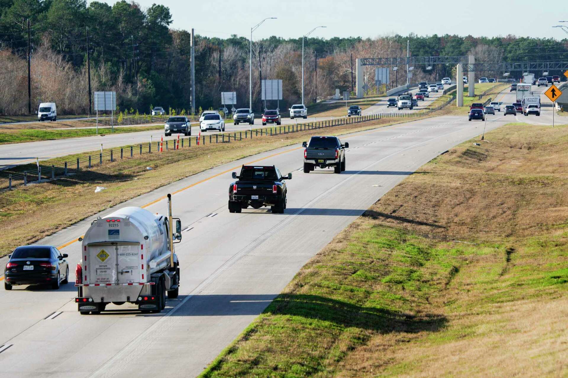 Grand Parkway expansion of third lane through Klein advances