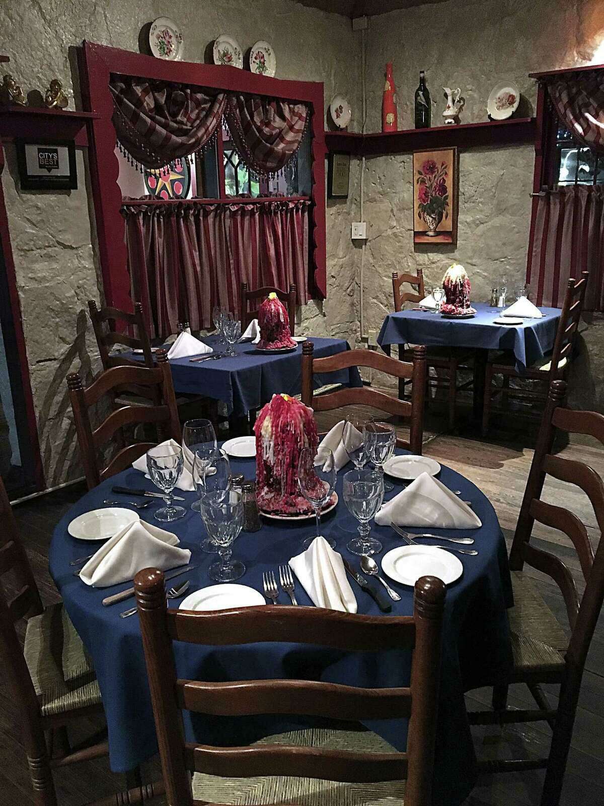 The rustic style of the Grey Moss Inn dining room dated back to its origins nearly 100 years ago as part of the Scenic Loop Playground, promoted by its developer as a woody retreat for the building of log cabins and rock lodges.