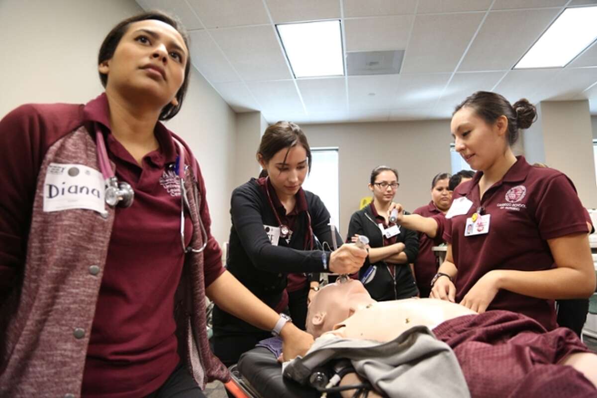 Texas A&M International University grows alternatives of study as it added to additional health care and nursing degrees including Nursing Administration and a Psychiatric Mental Health Nurse Practitioner Post-Masters Certificate Program as well as it will also be providing support for current nursing and health care students.