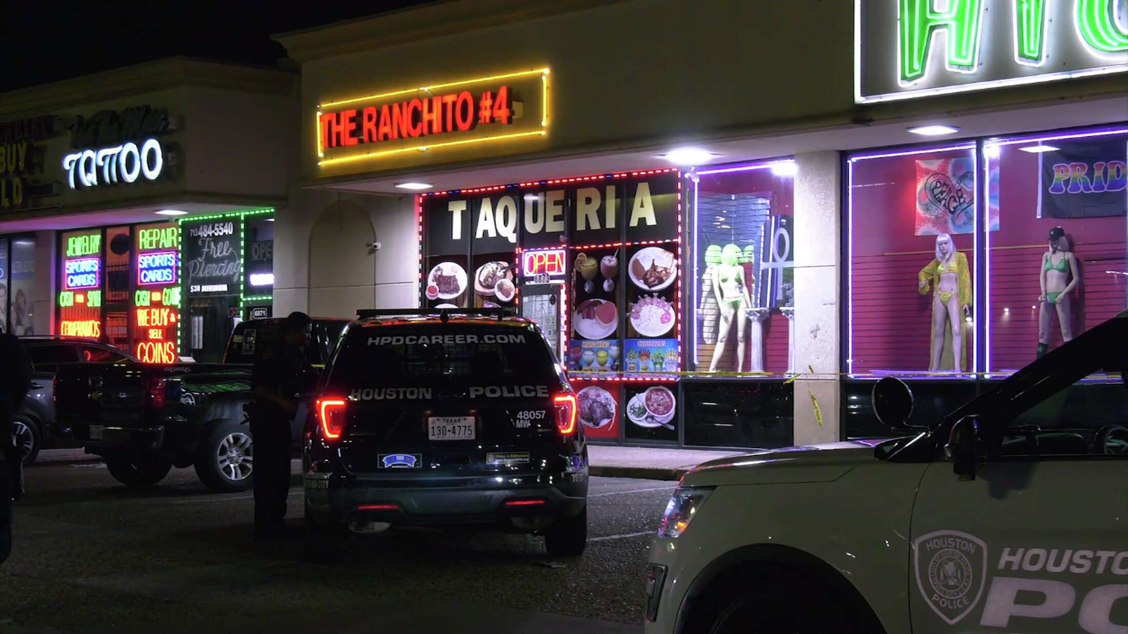 Quanell X, Houston activists call taqueria robbery shooting 'overkill'