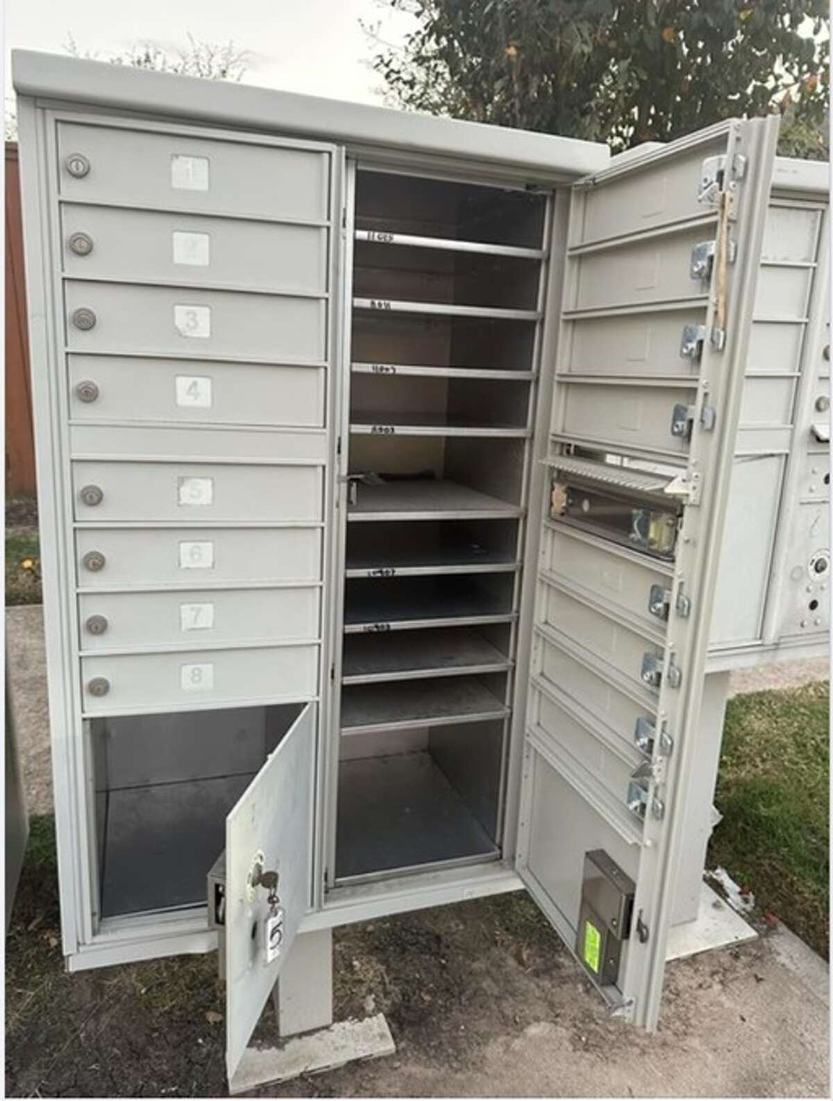 Mail theft in Richmond has residents up in arms against unresponsive local post office